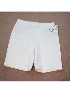 Levi's Dockers Bermuda Shorts White Size 8